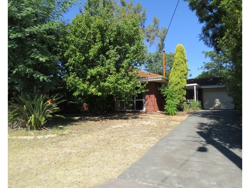 14 Worralda Street, Maida Vale WA 6057