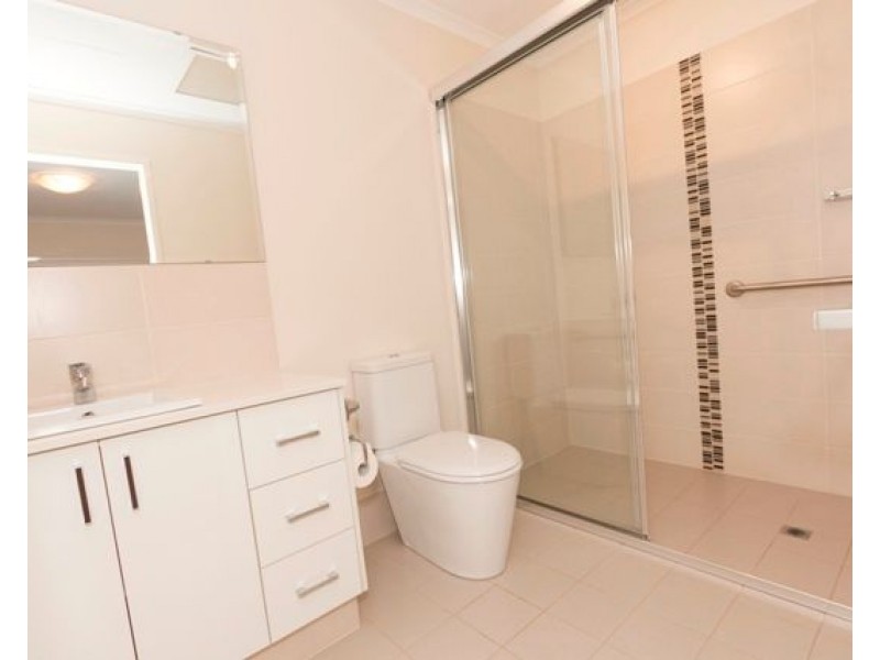 2/5 Varley Street, Lesmurdie WA 6076