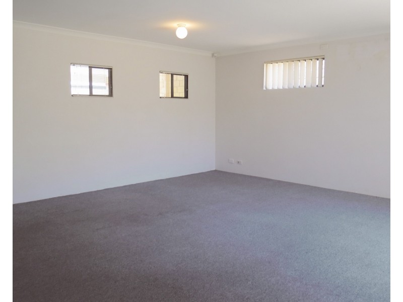 1/2368 – 2370 Albany Highway, Gosnells WA 6110