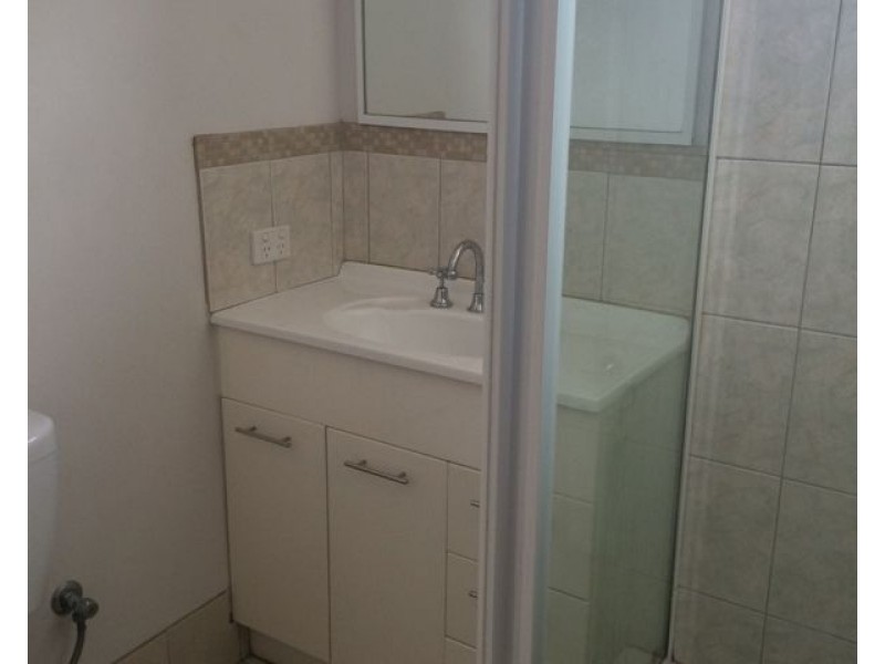 1/2368 – 2370 Albany Highway, Gosnells WA 6110