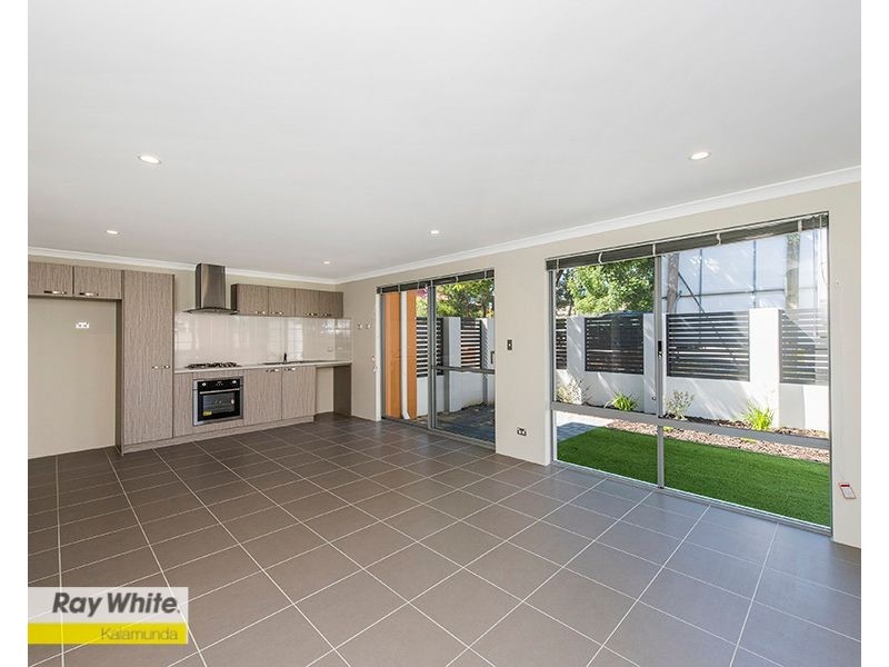 Unit 1, 12 Heath Road, Kalamunda WA 6076