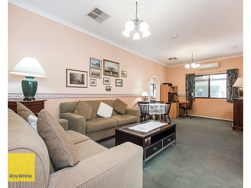 47 Lyndhurst Road, Kalamunda WA 6076