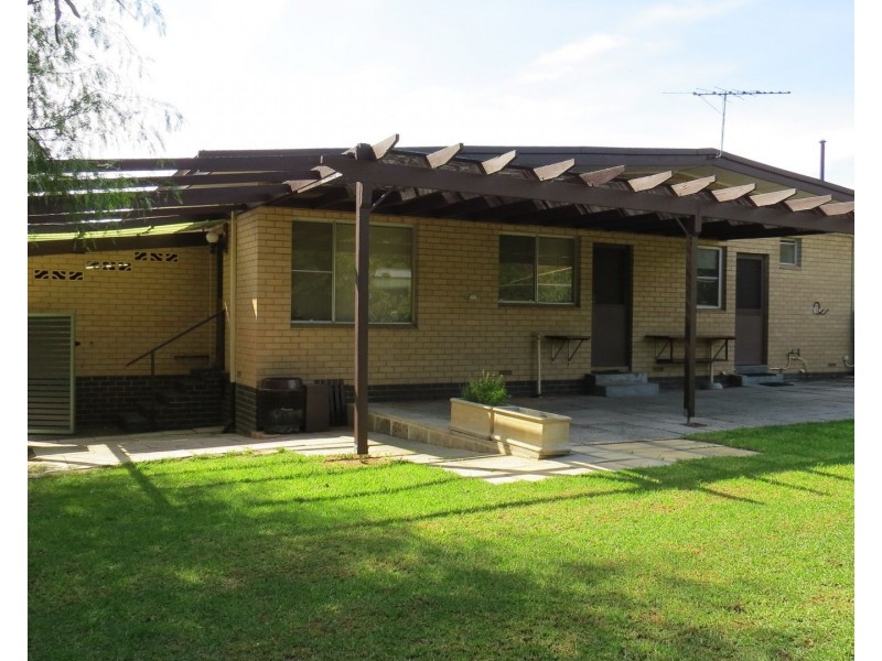 219 Kalamunda Road, Maida Vale WA 6057