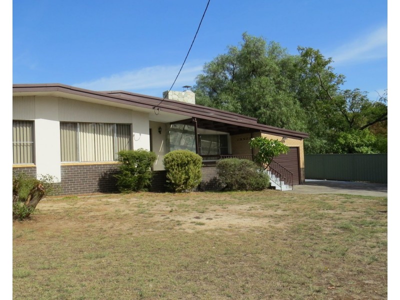 219 Kalamunda Road, Maida Vale WA 6057