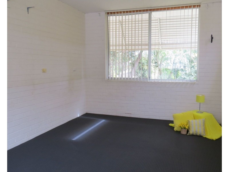 18 Peoples Avenue, Gooseberry Hill WA 6076