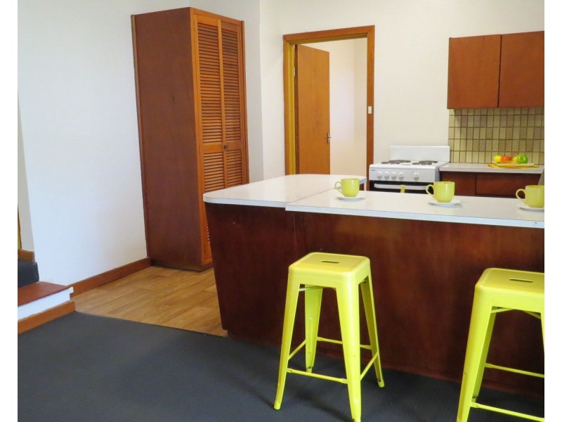 18 Peoples Avenue, Gooseberry Hill WA 6076