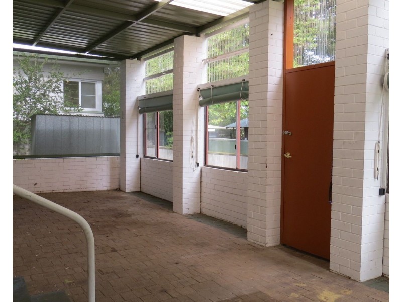 18 Peoples Avenue, Gooseberry Hill WA 6076