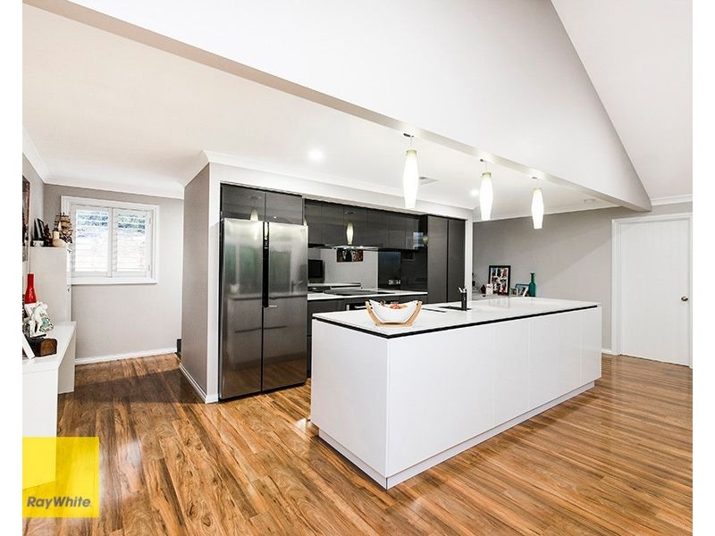 32 Persimmon Place, Kalamunda WA 6076