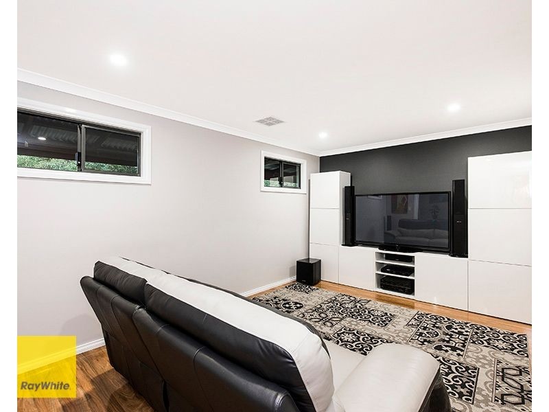 32 Persimmon Place, Kalamunda WA 6076