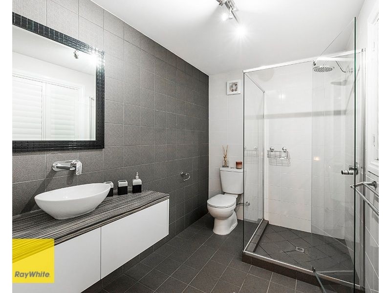 32 Persimmon Place, Kalamunda WA 6076