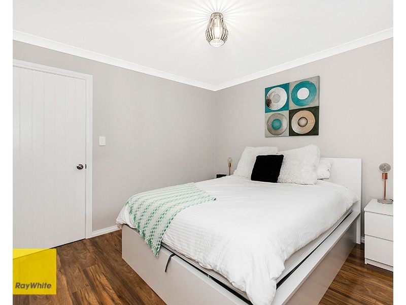 32 Persimmon Place, Kalamunda WA 6076