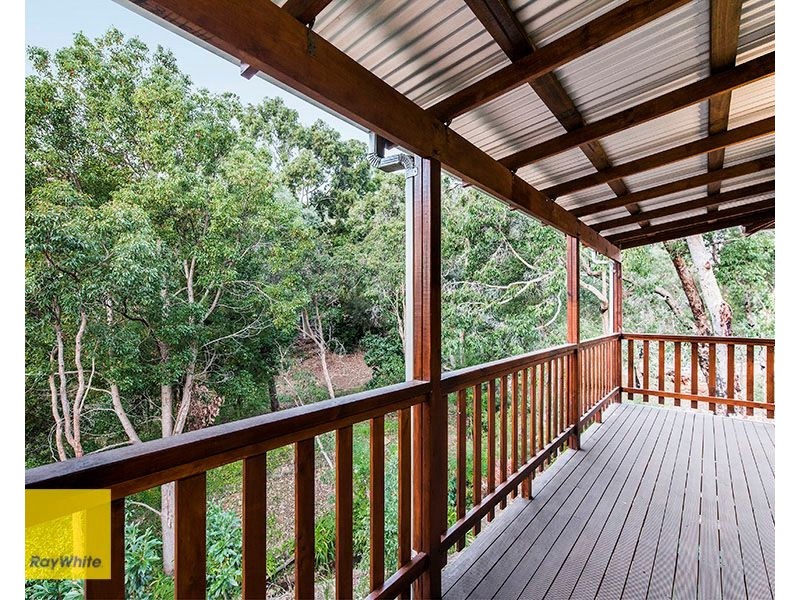 32 Persimmon Place, Kalamunda WA 6076