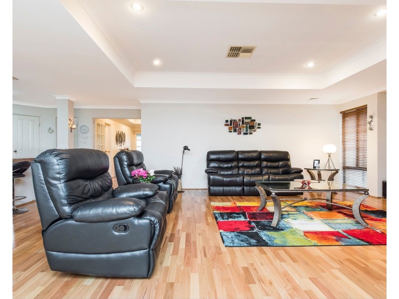 2 Jecks Street, Maida Vale WA 6057