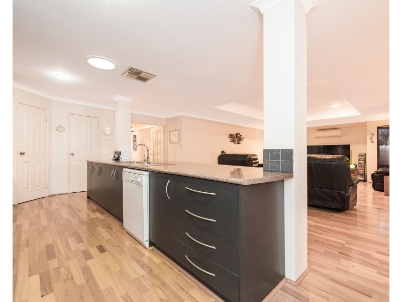 2 Jecks Street, Maida Vale WA 6057