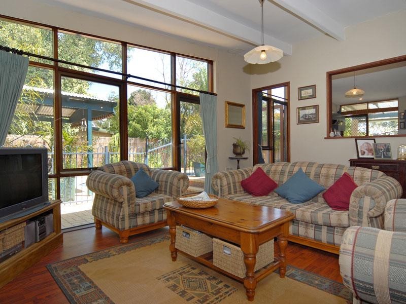 17 Recreation Road, Kalamunda WA 6076