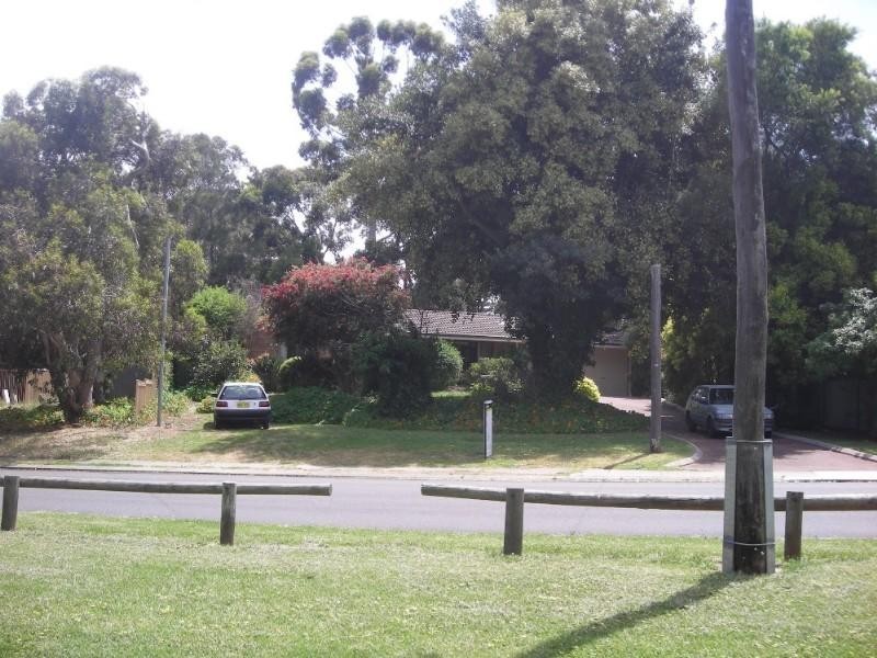 16 Fletcher Road, Lesmurdie WA 6076