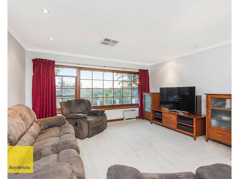90 Holmes Road, Maida Vale WA 6057