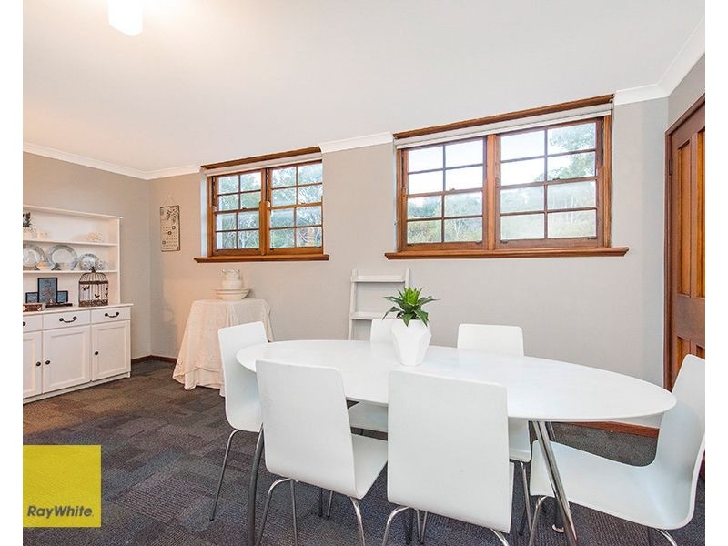 90 Holmes Road, Maida Vale WA 6057