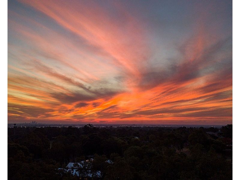 90 Holmes Road, Maida Vale WA 6057