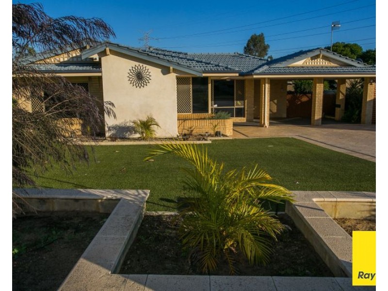 6 Reeves Place, Swan View WA 6056