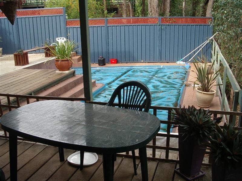 1 Cabarita Road, Kalamunda WA 6076