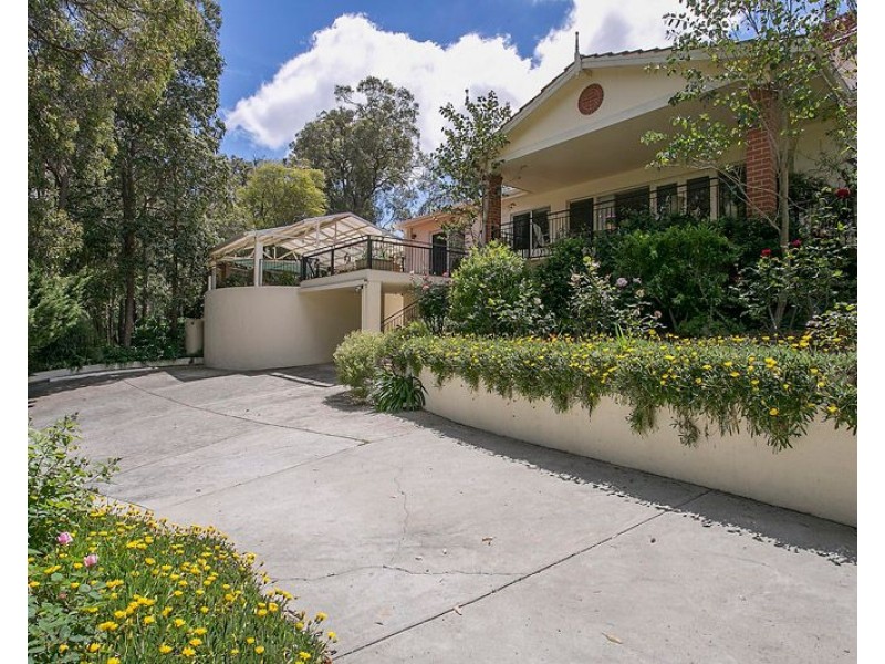 9 Davies Crescent, Gooseberry Hill WA 6076