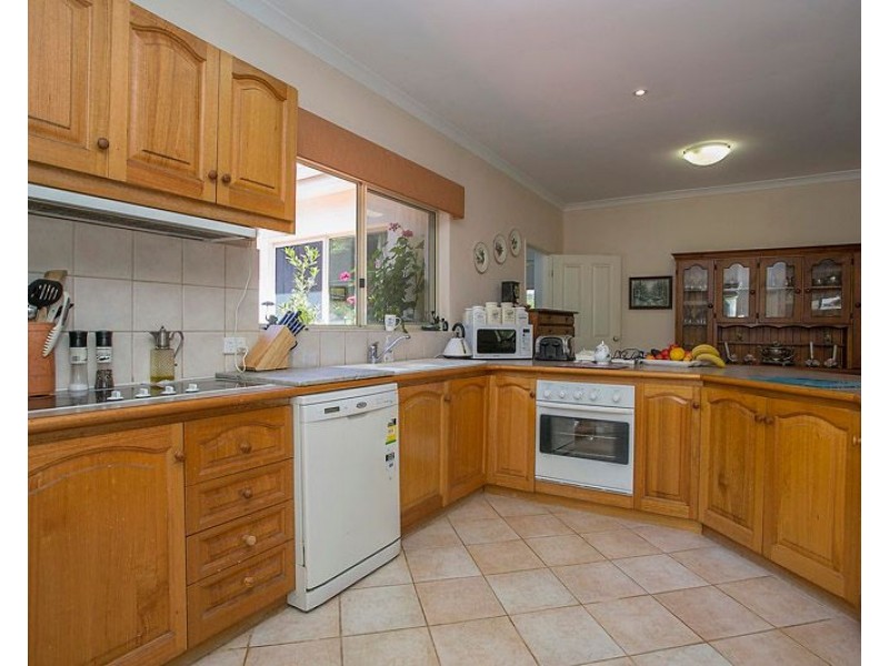 9 Davies Crescent, Gooseberry Hill WA 6076