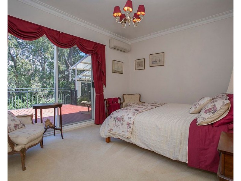 9 Davies Crescent, Gooseberry Hill WA 6076