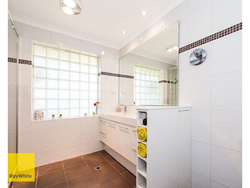 15 Peet Road, Kalamunda WA 6076