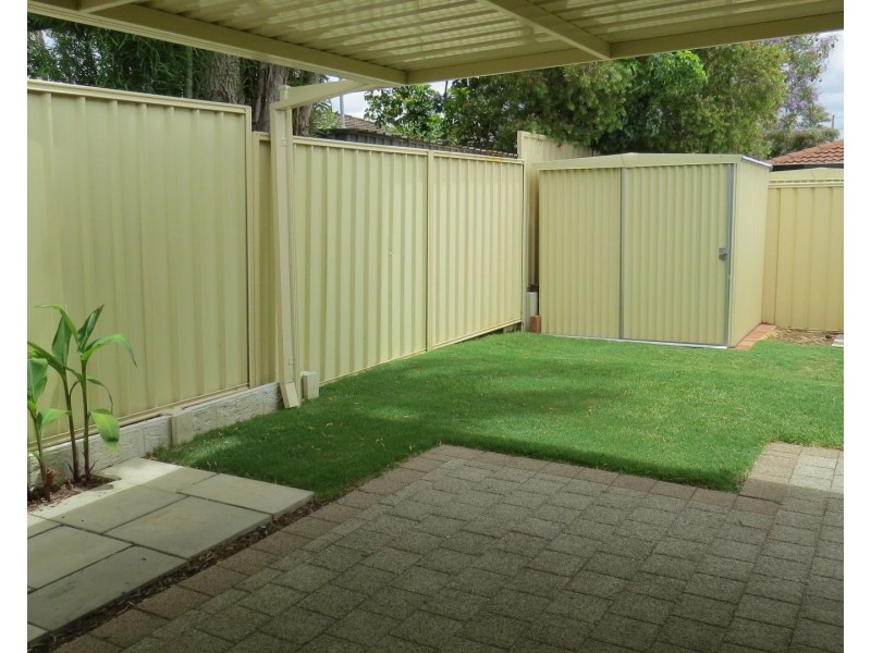 38C Schruth Street, Kelmscott WA 6111