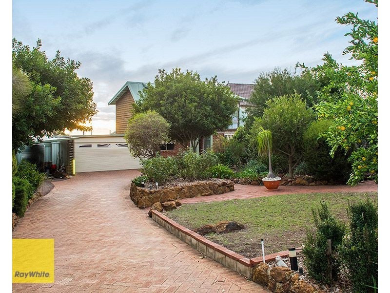 7 Graham Road, Gooseberry Hill WA 6076