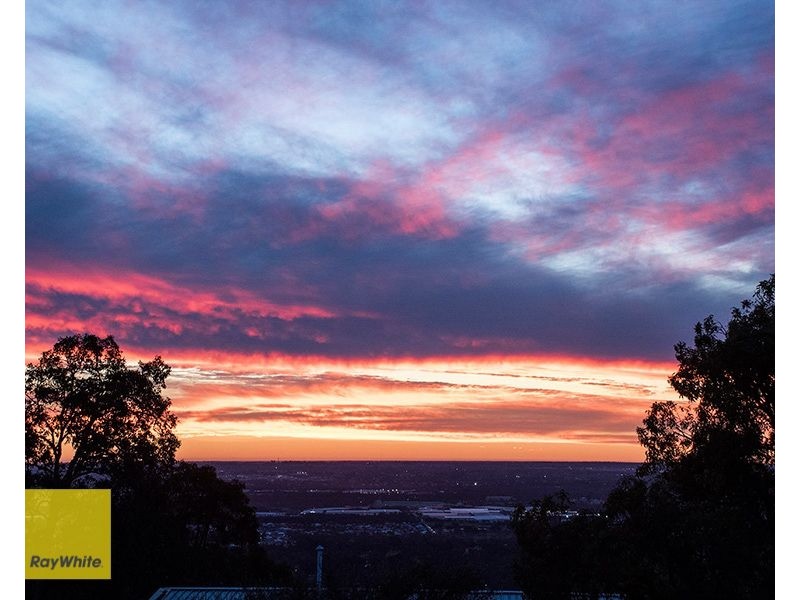 7 Graham Road, Gooseberry Hill WA 6076