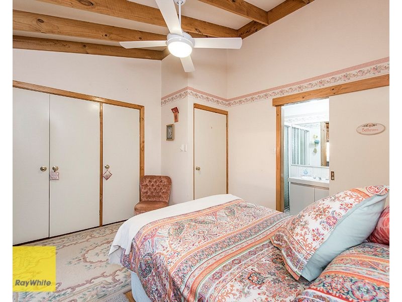 7 Graham Road, Gooseberry Hill WA 6076