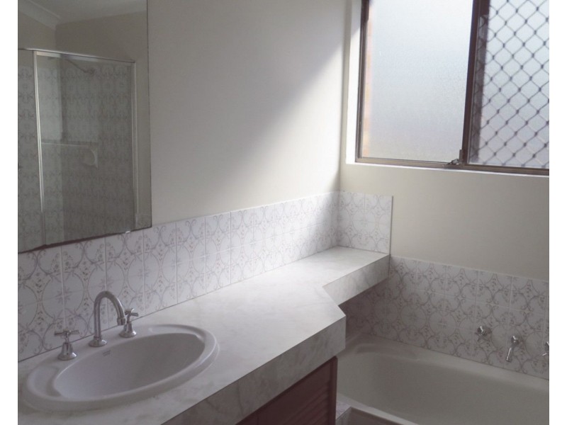 23A Selsdon Road, Camillo WA 6111