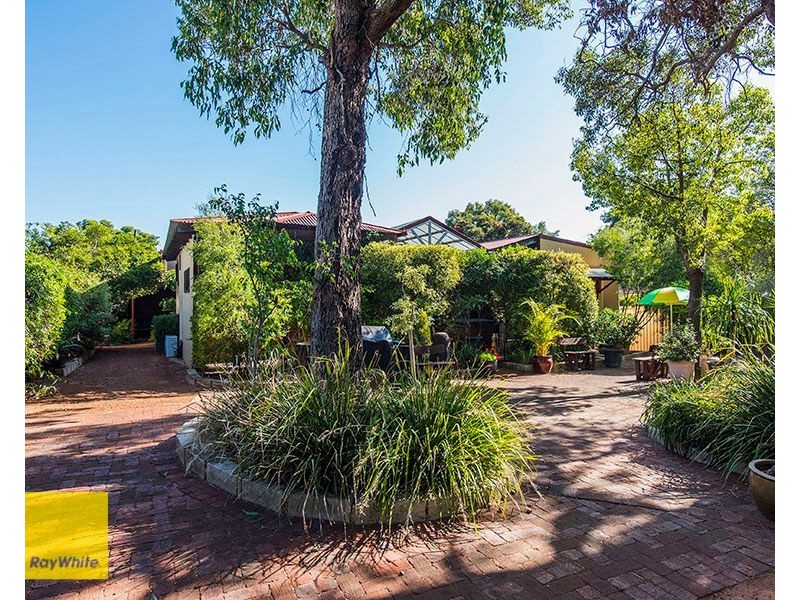 50 Heath Road, Kalamunda WA 6076