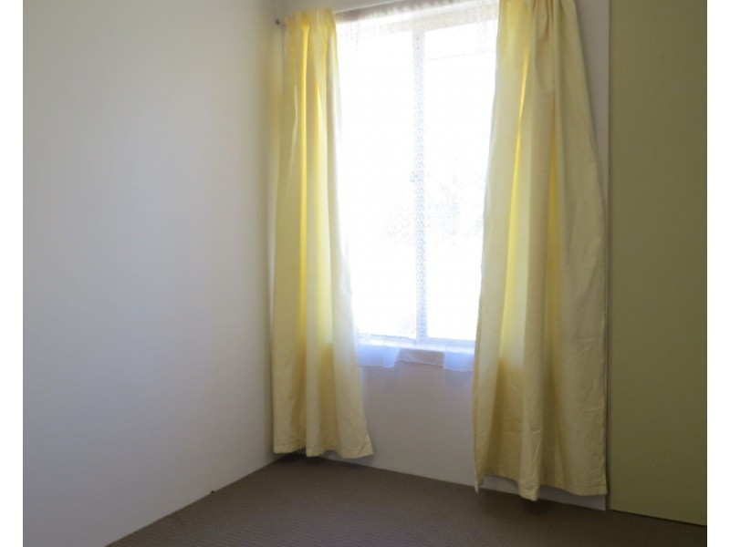 1 Brolga Court, High Wycombe WA 6057