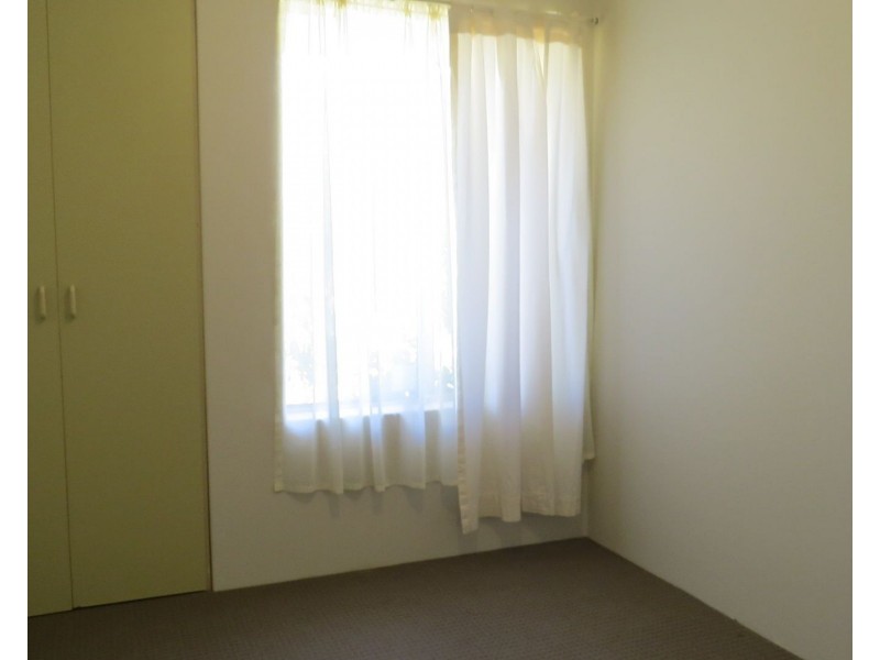 1 Brolga Court, High Wycombe WA 6057