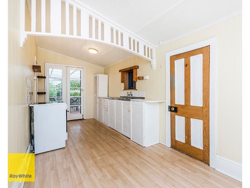 23 Lyndhurst Road, Kalamunda WA 6076