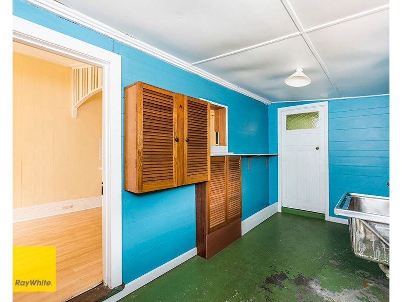 23 Lyndhurst Road, Kalamunda WA 6076