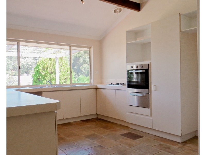 60 Heidelberg Road, Bickley WA 6076