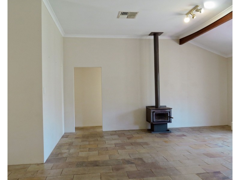 60 Heidelberg Road, Bickley WA 6076