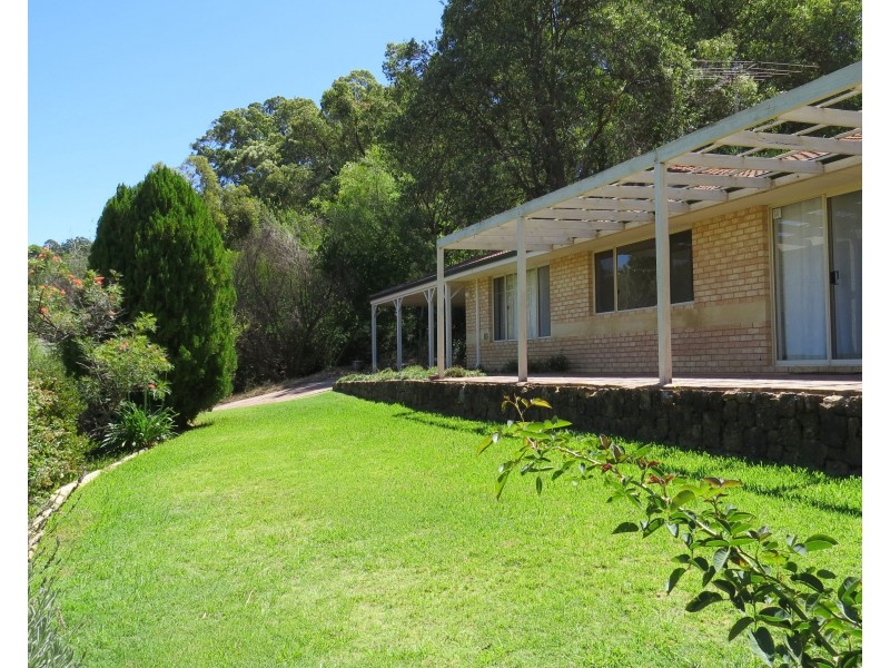 60 Heidelberg Road, Bickley WA 6076