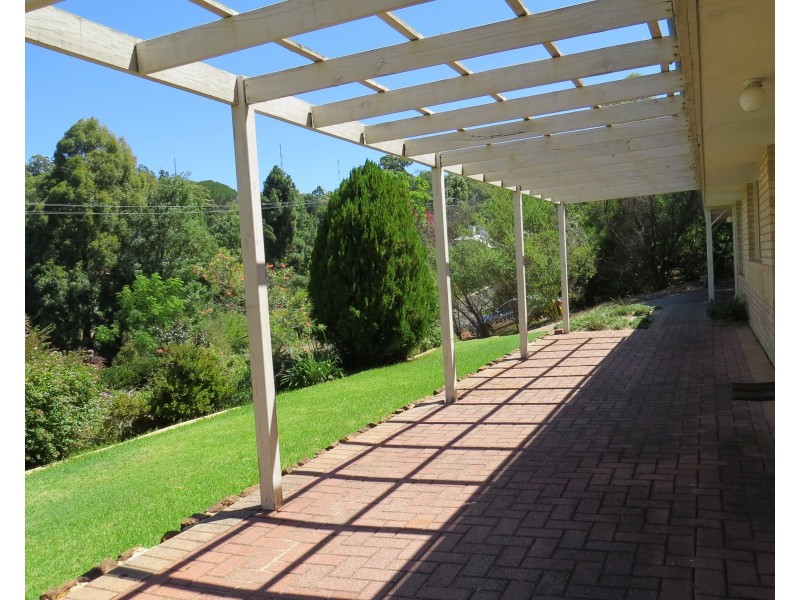 60 Heidelberg Road, Bickley WA 6076