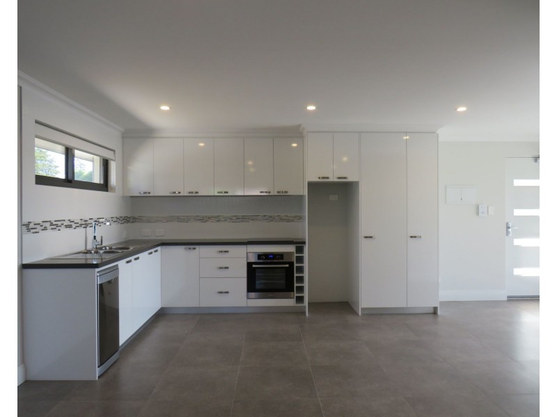 Unit 11 3-5 Kalamunda Road, Kalamunda WA 6076