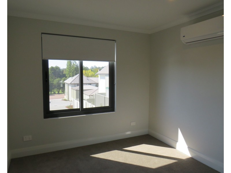 Unit 11 3-5 Kalamunda Road, Kalamunda WA 6076