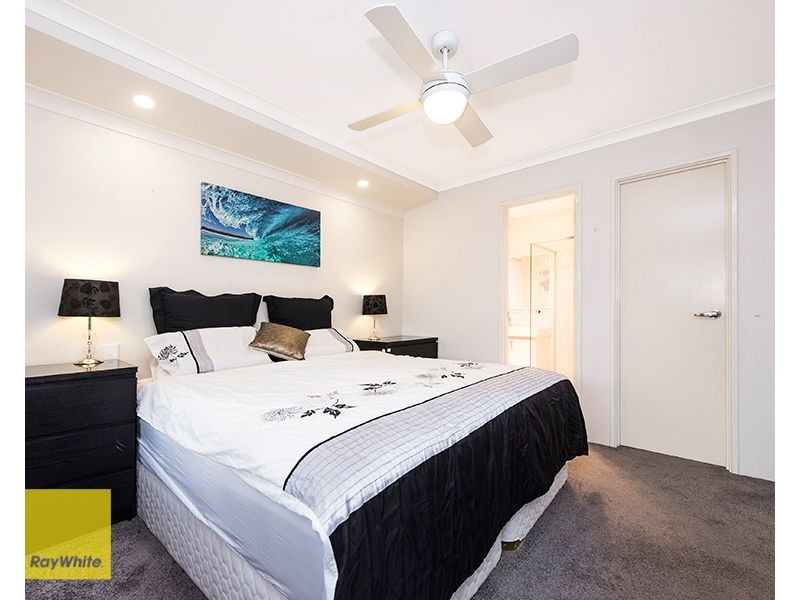 14 Sapphire Way, Maida Vale WA 6057