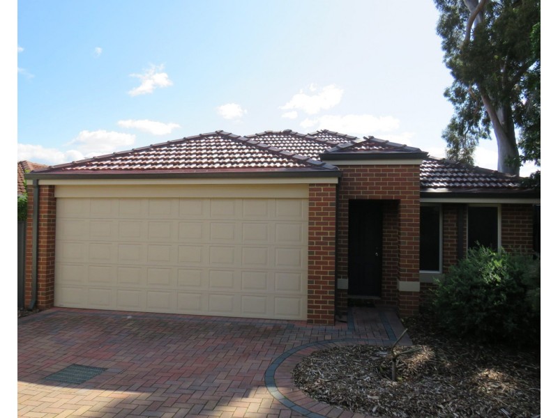 7A Jubilee Road, Forrestfield WA 6058