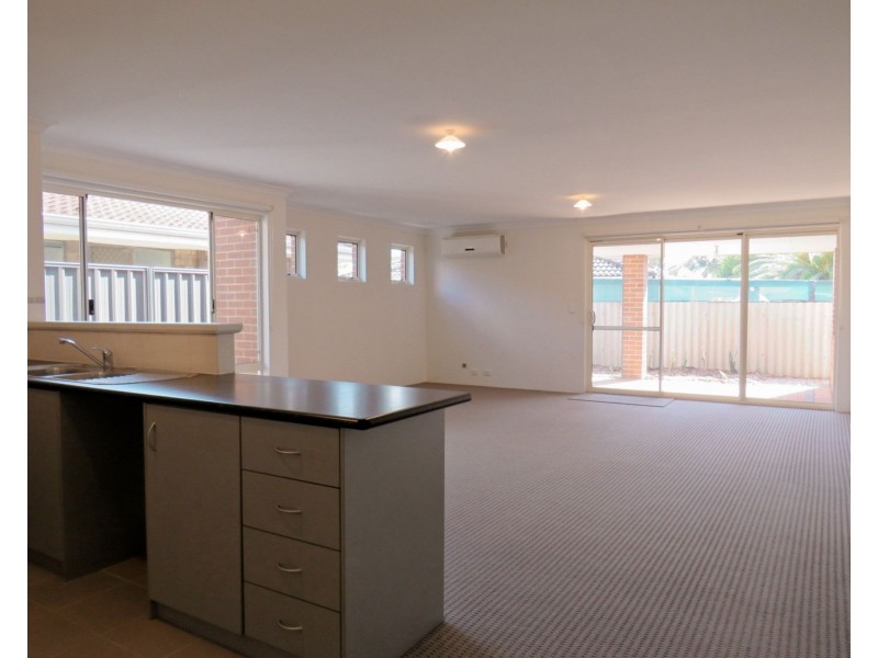 7A Jubilee Road, Forrestfield WA 6058