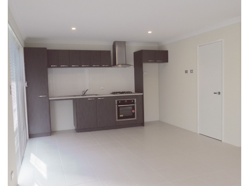 Unit 6, 12 Heath Road, Kalamunda WA 6076