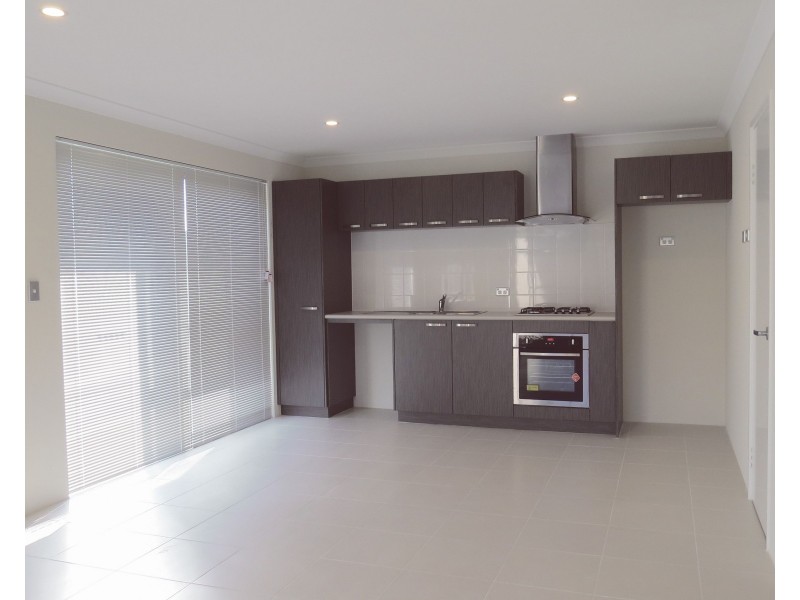 Unit 6, 12 Heath Road, Kalamunda WA 6076
